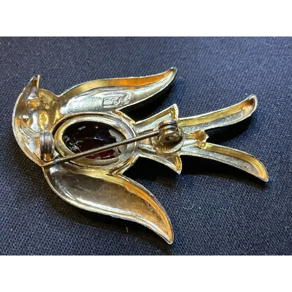 Vintage Coro Pegasus Red Jelly Belly Gilt Gold Tone Bird Brooch